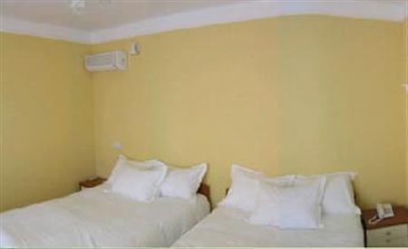 בוקרשט Monte-Nelly Hotel מראה חיצוני תמונה